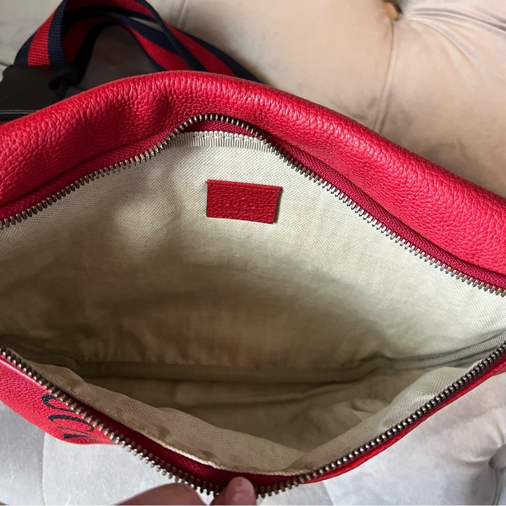 Gucci Red Leather Belt Bag with Green and Yellow Logo - Picture 3 of 5